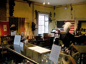 P8123937