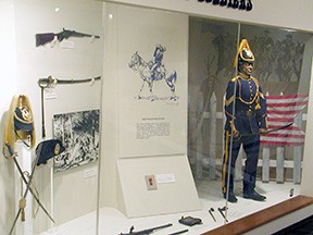 P8123949